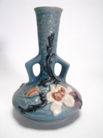 Appraisal: Roseville Pottery Magnolia Vase -