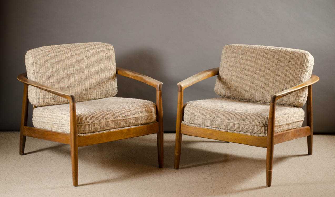 Appraisal: A PAIR OF DANISH MID-CENTURY MODERN ARMCHAIRS Folke Ohlsson -