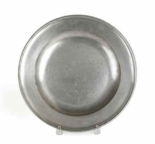 Appraisal: English pewter charger ca bearing the touch of Townsend Compton