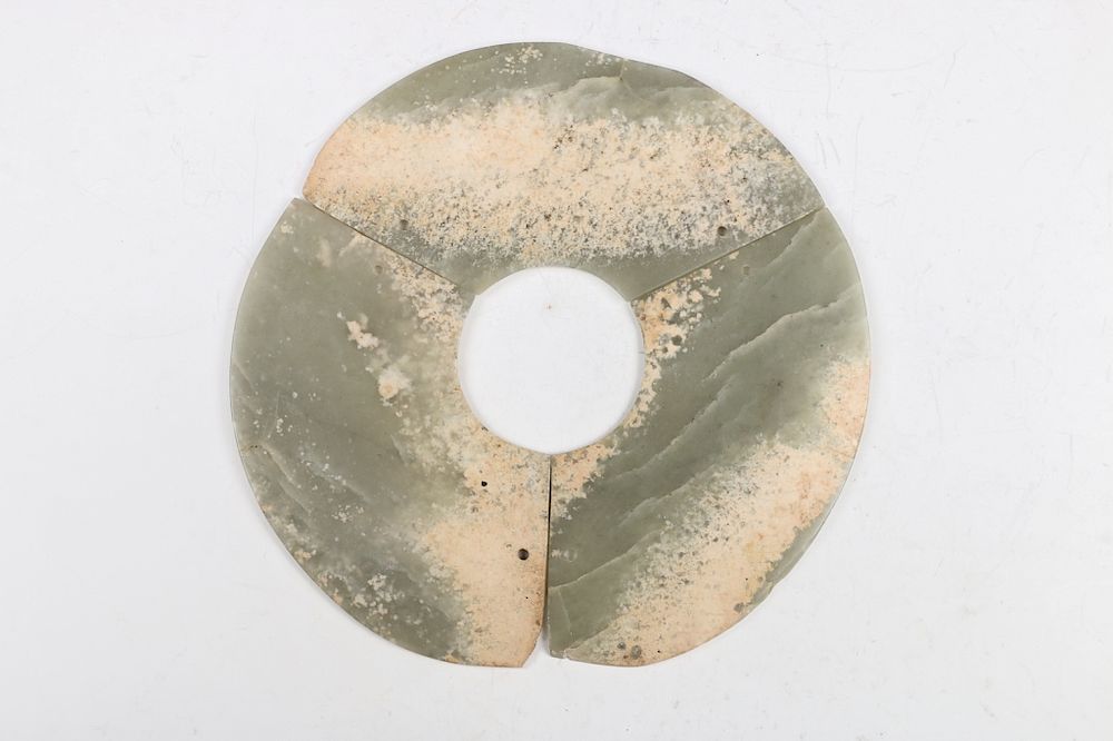 Appraisal: LARGE -PIECE SECTIONED BI DISC Of a fan shape sectioned