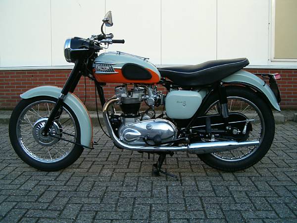 Appraisal: Triumph cc BonnevilleFrame no Engine no T First-of-the-line examples of