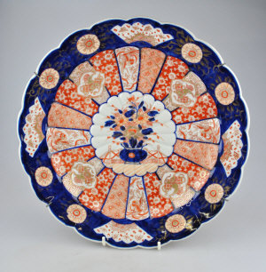 Appraisal: A th century Japanese Imari charger of lobed form gilded