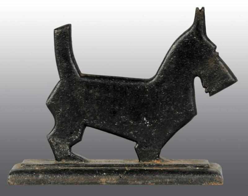 Appraisal: Cast Iron Deco Scottie Doorstop Description Superb form Condition Excellent