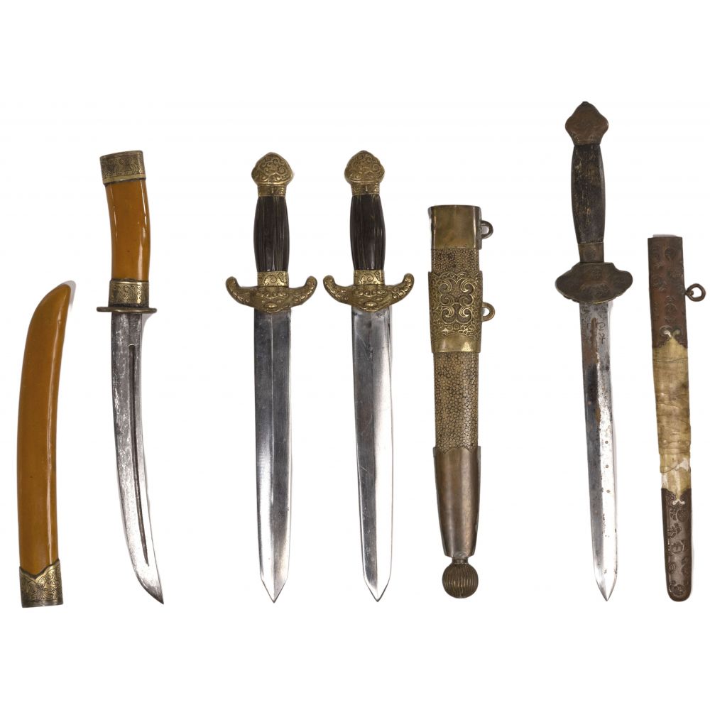 Appraisal: CHINESE WEAPON ASSORTMENT items including shuang jian style twin double-edged