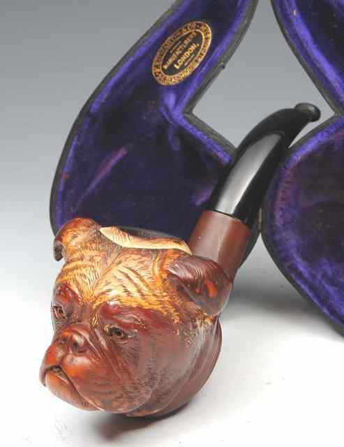 Appraisal: A MEERSCHAUM PIPE carved in the form of a pug