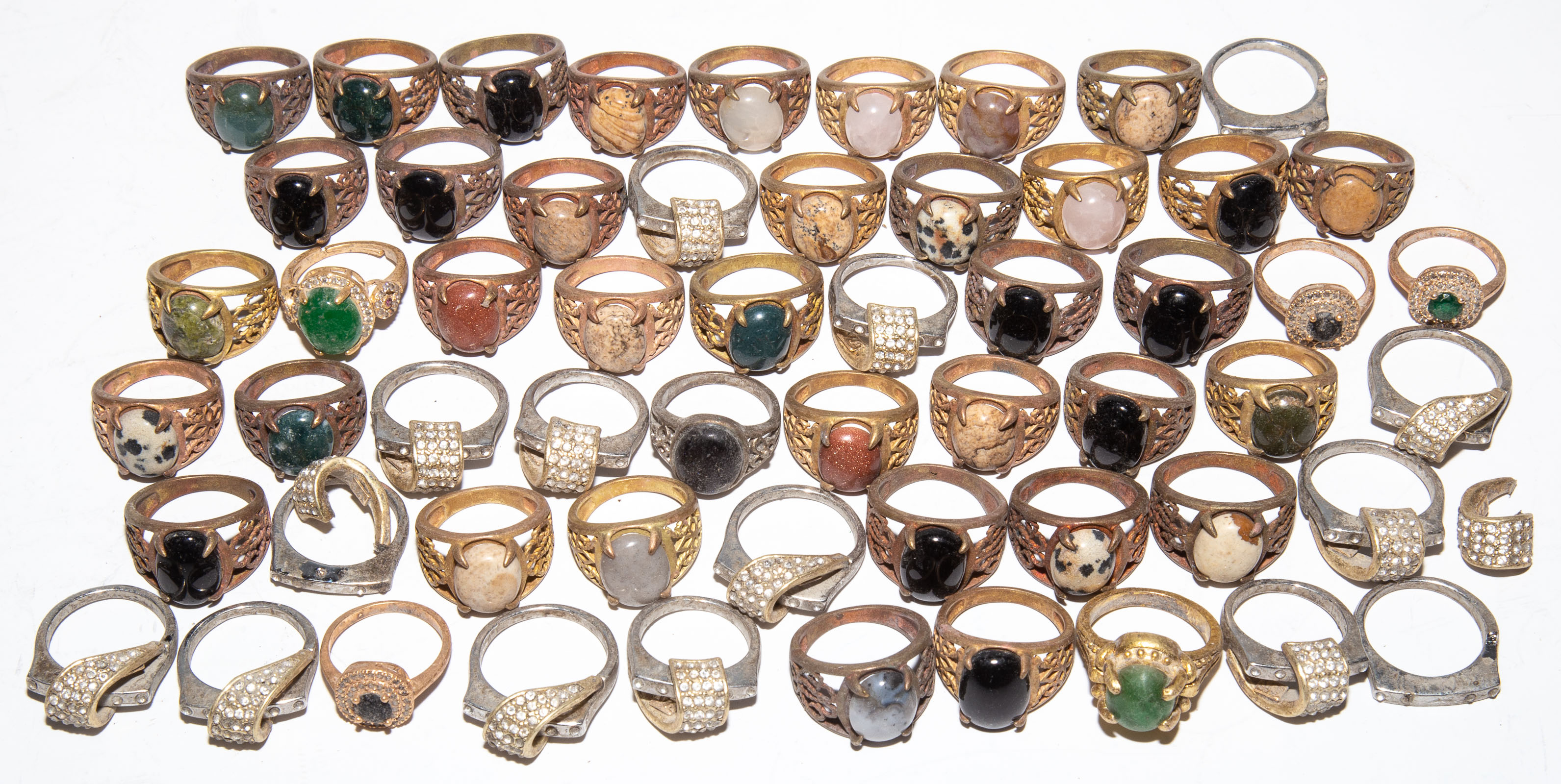 Appraisal: A GROUP OF COSTUME RINGS