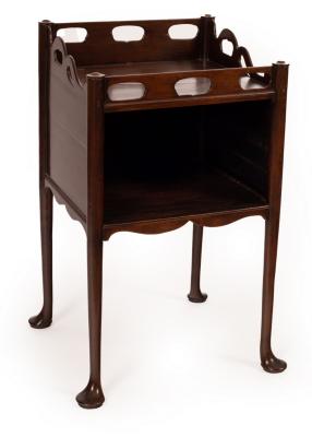 Appraisal: A late th Century mahogany tray top bedside table with