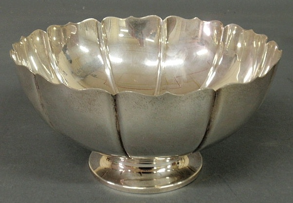 Appraisal: Fisher sterling silver Dublin pattern centerpiece bowl h x dia