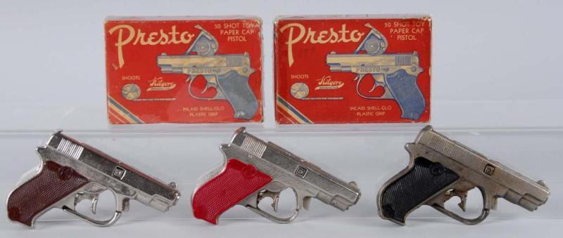 Appraisal: Lot of Cast Iron Presto Cap Guns Description One has