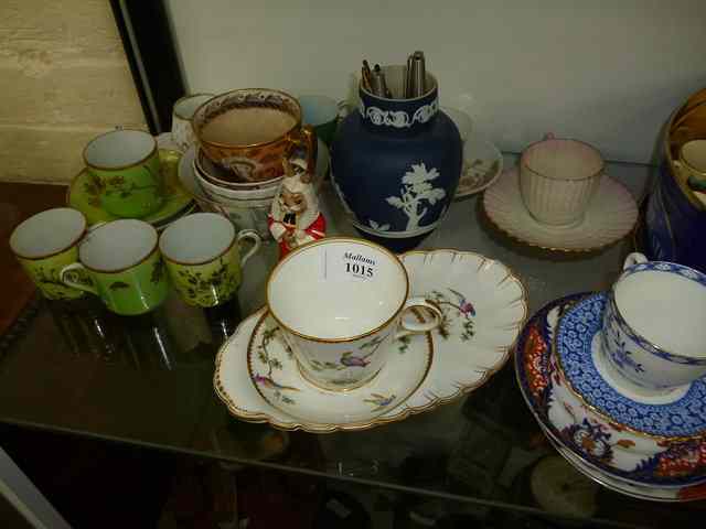 Appraisal: A SMALL QUANTITY OF PORCELAIN to include a Copeland cup