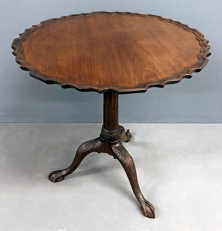 Appraisal: Georgian Mahogany Pie Crust Tea Table Georgian mahogany pie crust