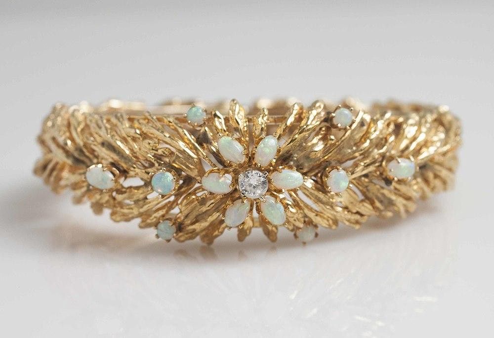 Appraisal: Diamond Opal k Yellow Gold Bracelet Diamond and opal k