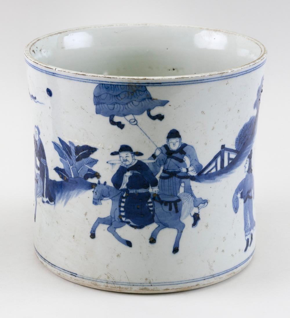 Appraisal: CHINESE BLUE AND WHITE PORCELAIN BRUSH POT TH CENTURY HEIGHT