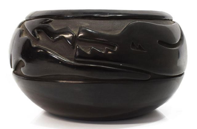 Appraisal: Native American black on black pottery Santa Clara Pueblo with