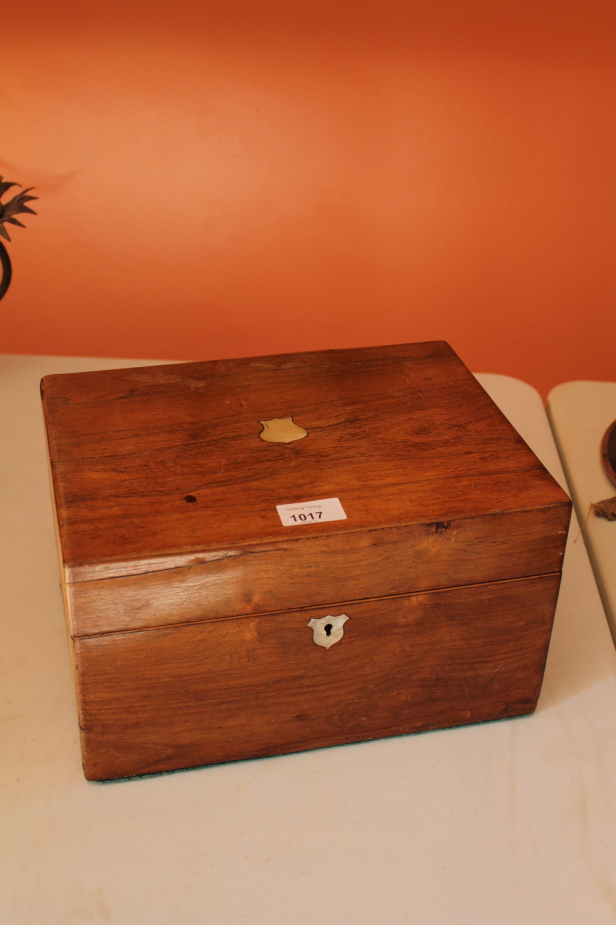 Appraisal: A rosewood ladies travelling toilet case cm with a fitted