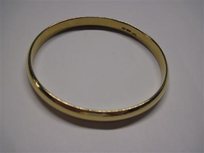 Appraisal: Single bangle bracelet karat yellow gold