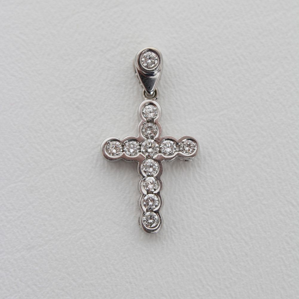 Appraisal: CTW Diamond Gold Cross Pendant CTW Diamond Gold Cross Pendant