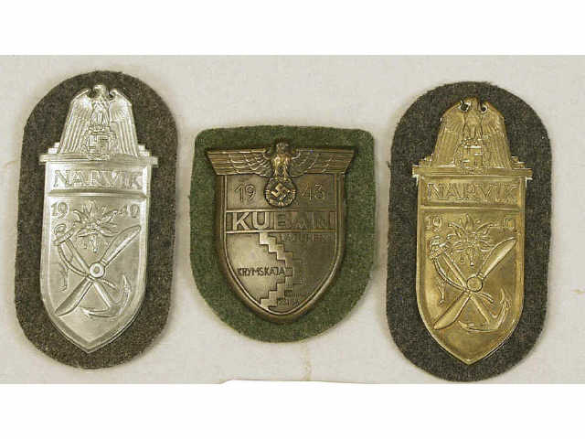 Appraisal: Collection of campaign sleeve badges all in excellent condition Estimate