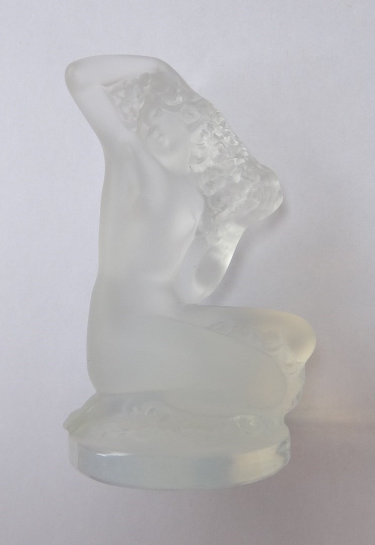 Appraisal: A modern Lalique clear and frosted glass paperweight modelled as