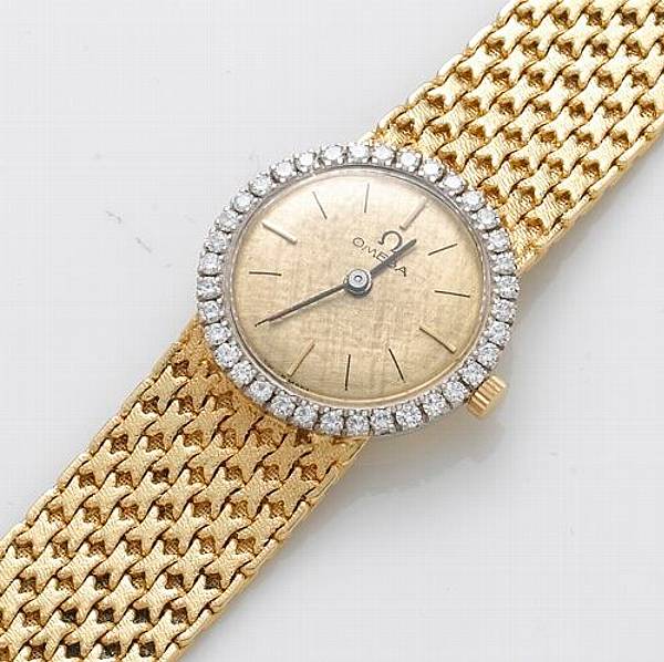 Appraisal: A Swiss diamond and k gold ladies wristwatch Omega gross