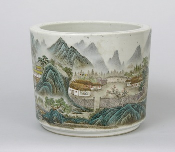 Appraisal: A Chinese Porcelain Polychrome Biton Brushpot A porcelain brushpot of