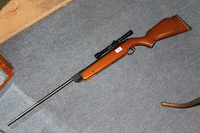 Appraisal: A WEBLEY AND SCOTT LTD METEOR AIR RIFLE cm long