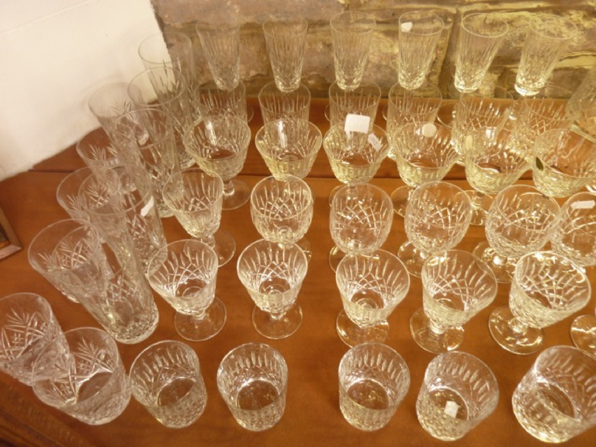 Appraisal: A large quantity of good quality clear cut drinking glasses