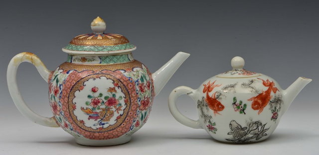 Appraisal: A CHINESE PORCELAIN TEAPOT decorated in famille rose palette with