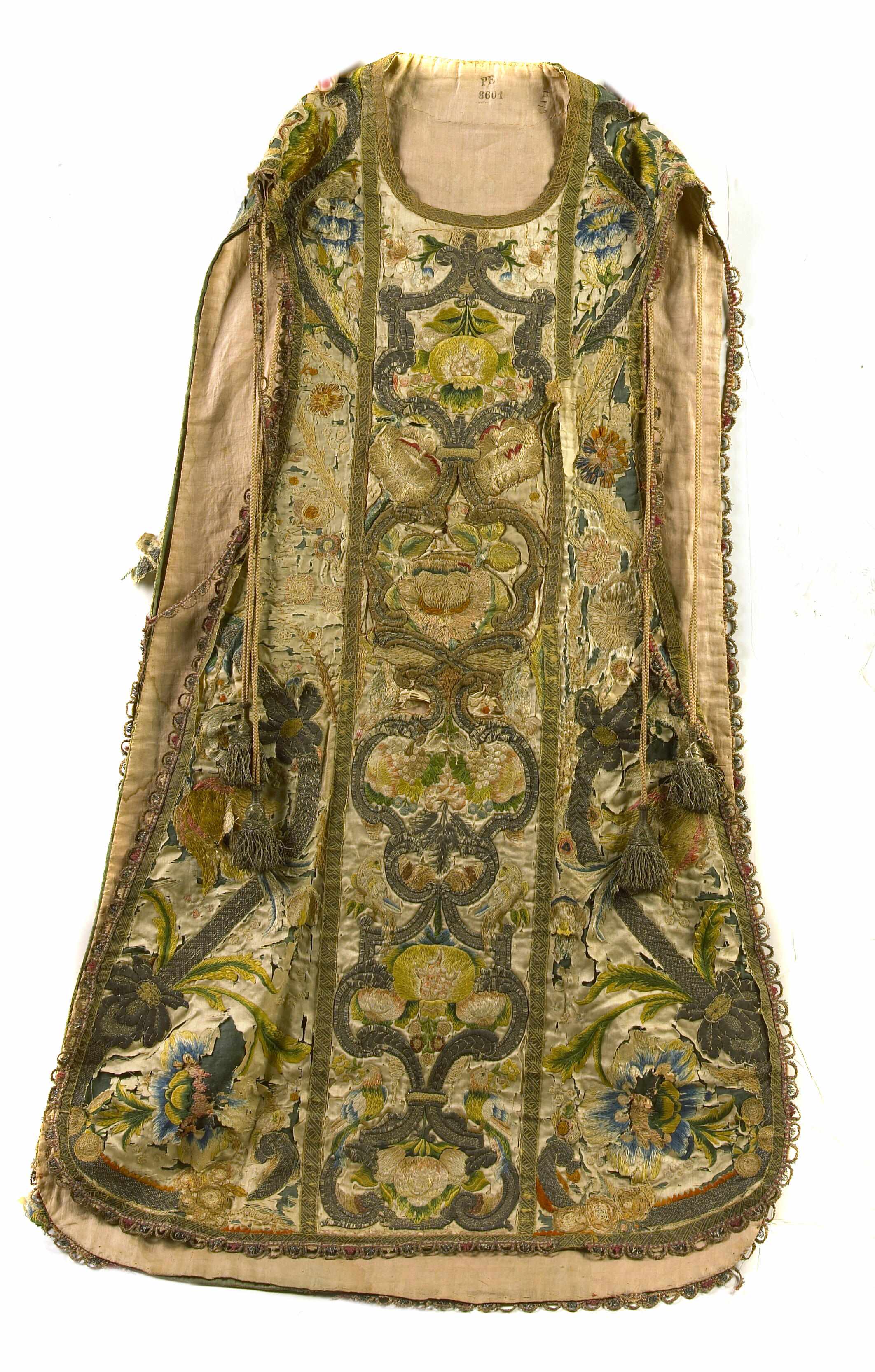 Appraisal: A Continental silk and metal thread chasuble length in width