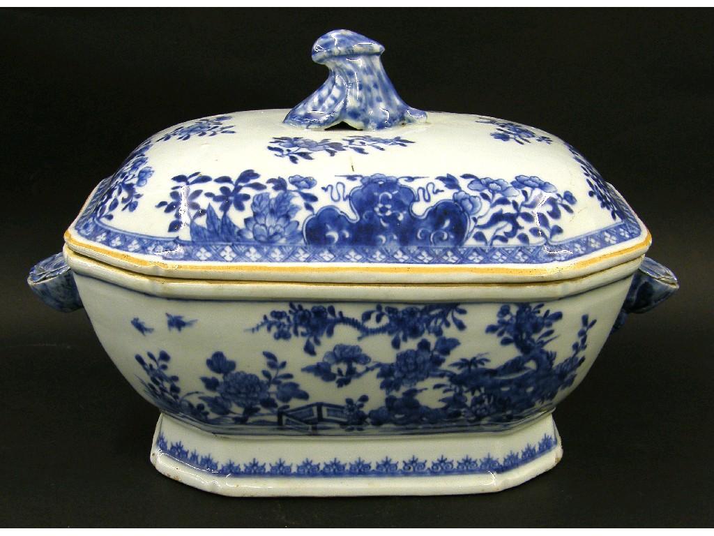 Appraisal: Chinese export blue and white rectangular tureen and cover decorated