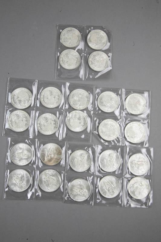 Appraisal: TWENTY-FOUR SILVER MEXICAN COINS All ten peso coins all