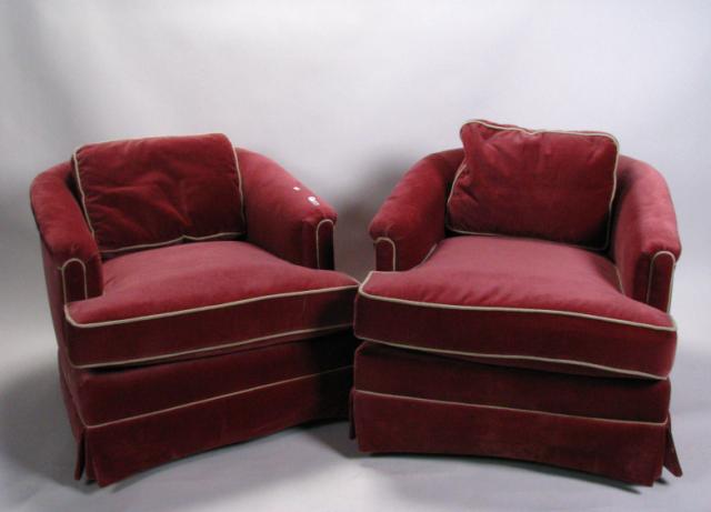 Appraisal: Pair of Vintage Henredon Club Chairs with cut velvet upholstery