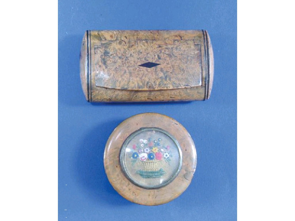 Appraisal: A REGENCY CIRCULAR TREEN SNUFF BOX the lid with a