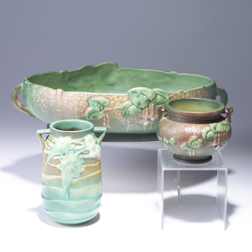 Appraisal: Three ROSEVILLE pieces to include a green Fuchsia bowl -