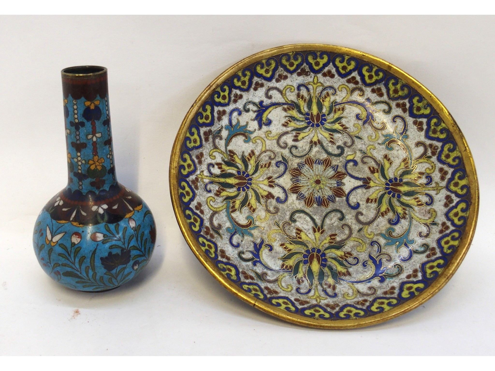 Appraisal: A Chinese cloisonne dish and a small vase