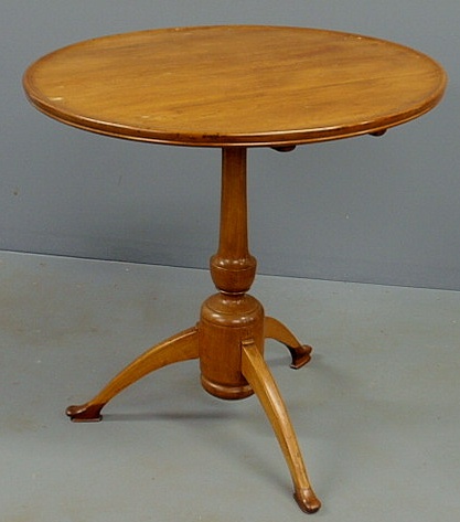 Appraisal: Shaker style maple dish-top candlestand with down-swept legs h x