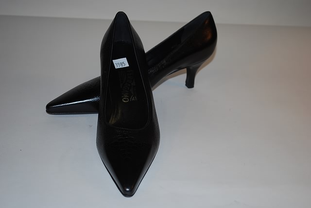 Appraisal: Salvatore Ferragamo black kid skin pumps Size Good condition -