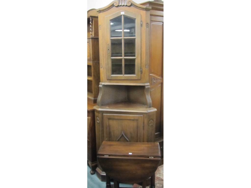 Appraisal: Corner cabinet on cupboard base and a drop leaf table