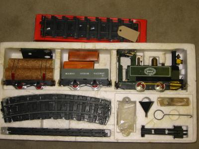 Appraisal: A Mamod RS Steam Railway Set containing saddle tank locomotive