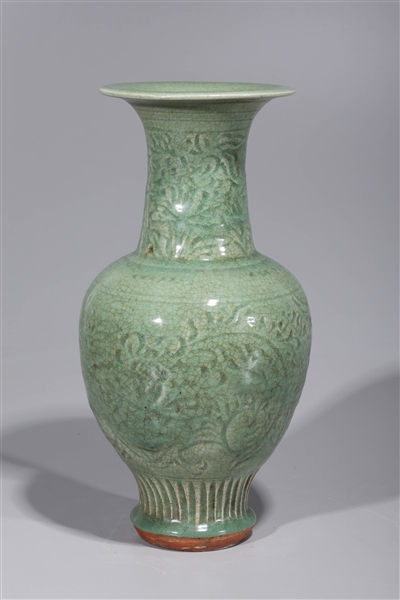 Appraisal: Chinese early Ming-style celadon and crackle glaze vase with incised