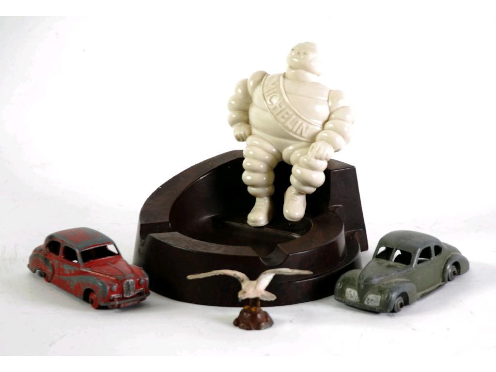 Appraisal: MICHELIN' ADVERTISING BAKELITE ASHTRAY circular with white Michelin Man surmount