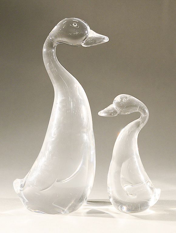 Appraisal: Pair of Steuben glass ducks each crystal duck or goose