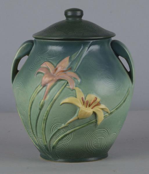 Appraisal: Roseville Pottery Zephyr Lily Cookie Jar Manufactured by the Roseville