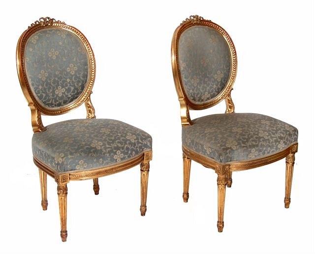 Appraisal: A PAIR OF FRENCH GILTWOOD SALON CHAIRS with ribbon swag