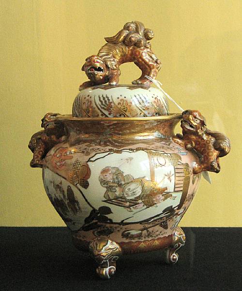 Appraisal: A Kutani porcelain covered censer Meiji Taisho Period Elaborately painted