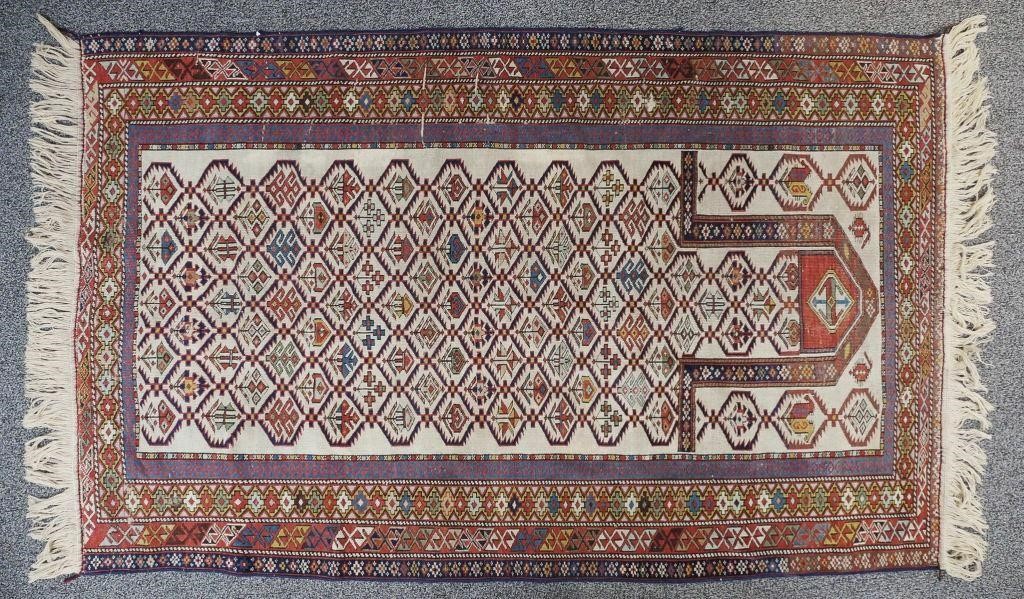 Appraisal: ANTIQUE RUSSIAN KUBA PRAYER RUG TH CENTURYCaucasian Kuba th century