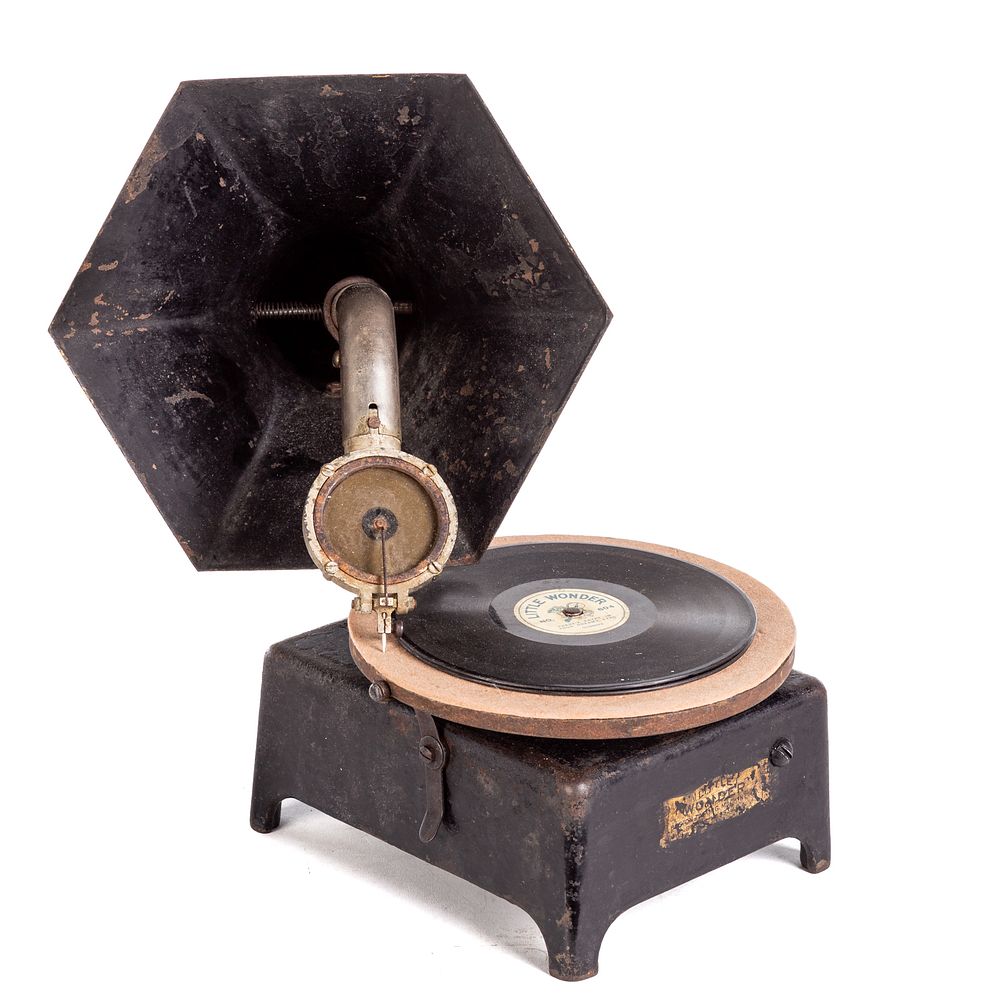 Appraisal: Little Wonder Phonograph Circa by Boston Talking Machine Co painted