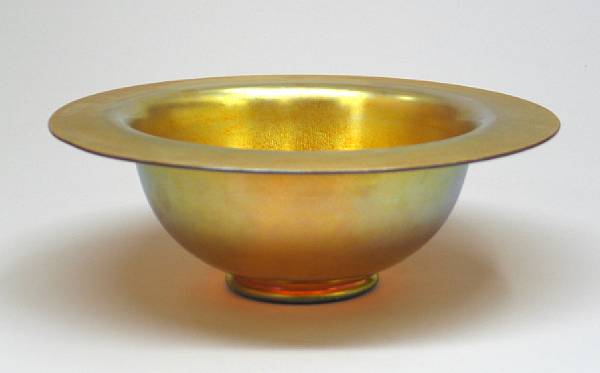 Appraisal: A Steuben gold aurene center bowl first quarter th century