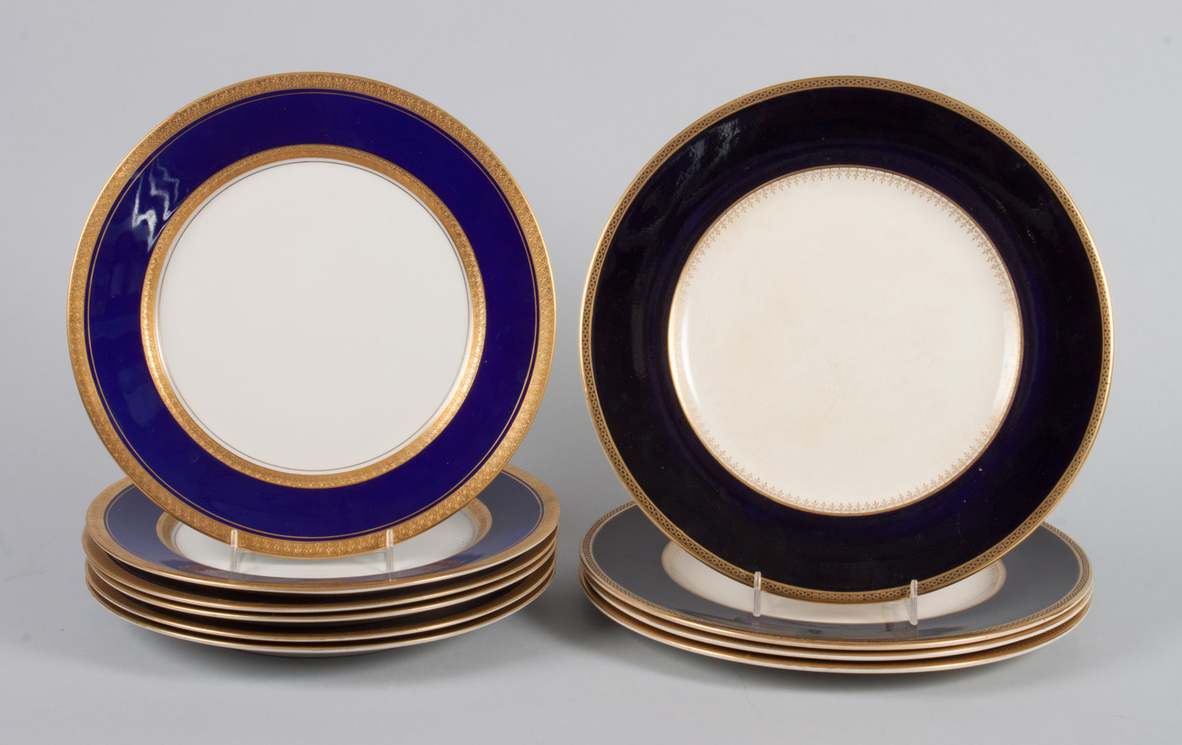 Appraisal: Assembled set of china dinner plates cobalt banded china dinner