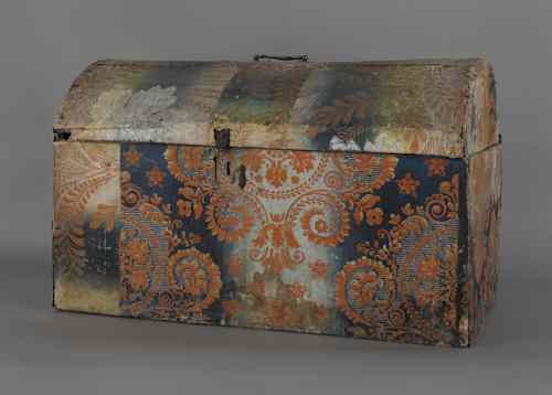 Appraisal: Wallpaper covered dome lid trunk early th c h w